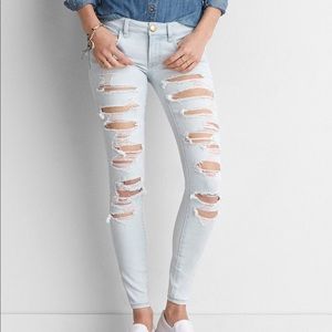 AMERICAN EAGLE Ripped Jeans